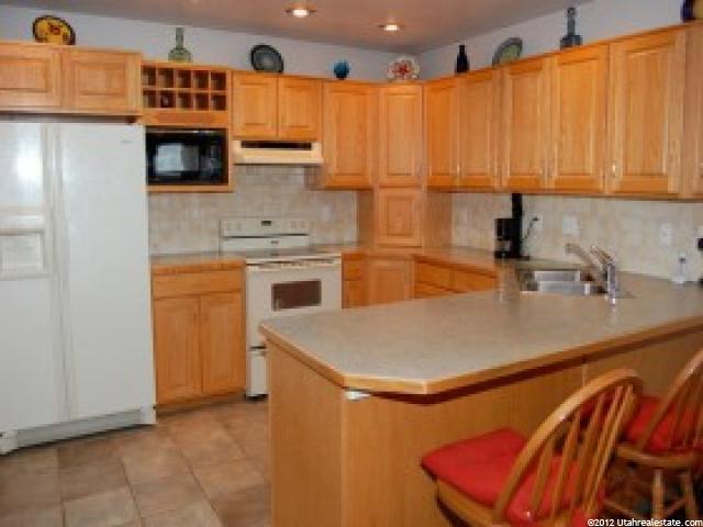 4022 S 750 W, Riverdale, UT 84405 — photo 7