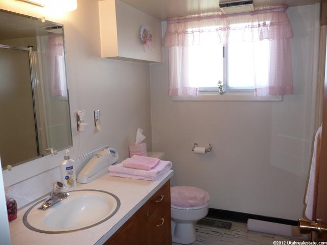 810 N 600 E, Logan, UT 84321 — photo 8