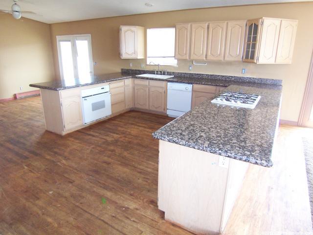 1078 E Parkway Dr, Snyderville, UT 84098 — photo 8