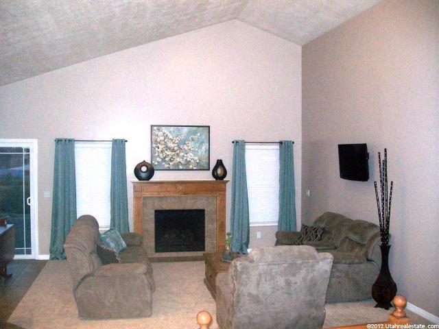 4473 S 3475 W, West Haven, UT 84401 — photo 2
