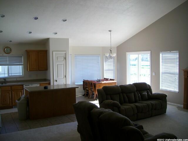 4473 S 3475 W, West Haven, UT 84401 — photo 3