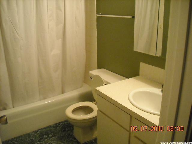 1062 E Oxford Dr S, Ogden, UT 84403 — photo 4