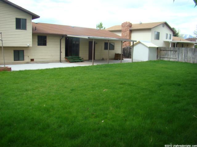 1085 W 25 N, Clearfield, UT 84015 — photo 10