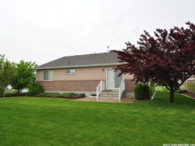 535 E 2225 N, North Ogden, UT 84414 — photo 2