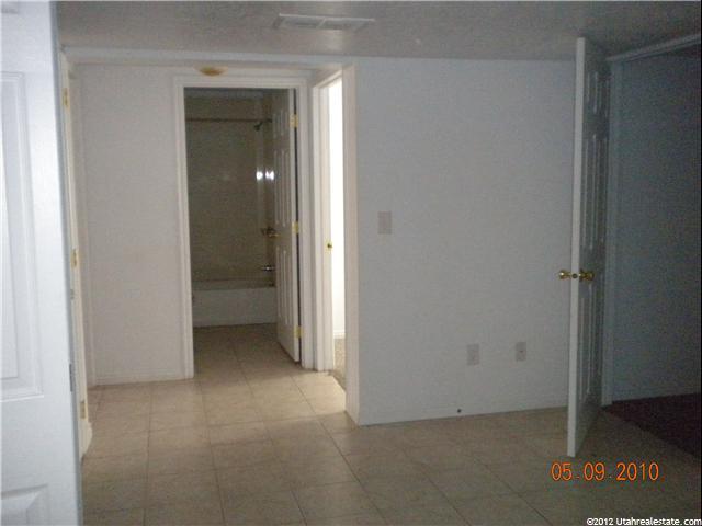 2364 S Jefferson, Ogden, UT 84401 — photo 4