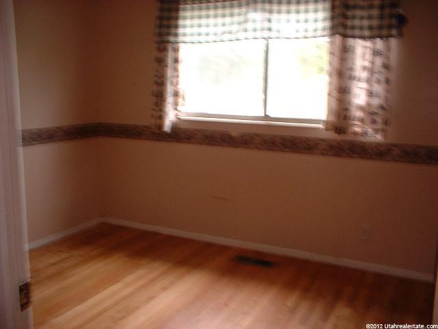 5736 S 2550 W, Roy, UT 84067 — photo 7