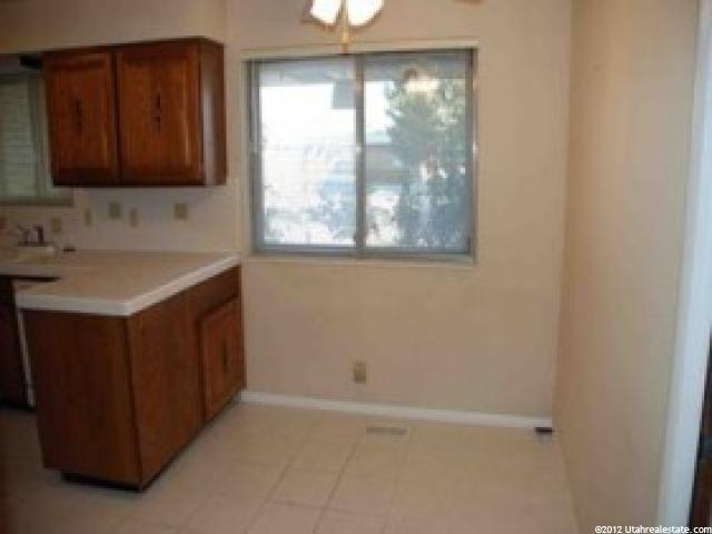 556 E Floyd Dr, Sandy, UT 84070 — photo 7