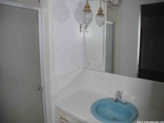 556 E Floyd Dr, Sandy, UT 84070 — photo 10