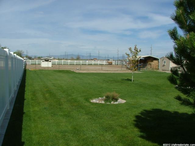 3963 N 2800 W, Farr West, UT 84404 — photo 11