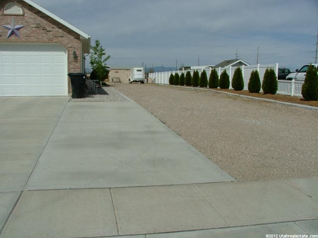 3963 N 2800 W, Farr West, UT 84404 — photo 4