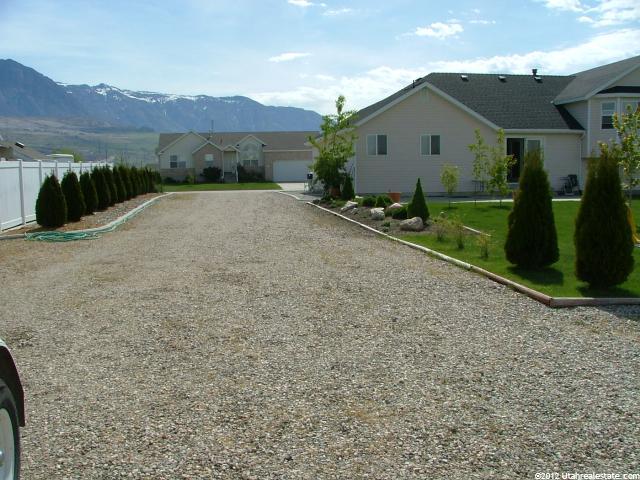 3963 N 2800 W, Farr West, UT 84404 — photo 6