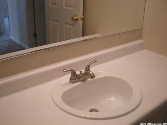 875 E Arrowhead Ln #15, Murray, UT 84107 — photo 6
