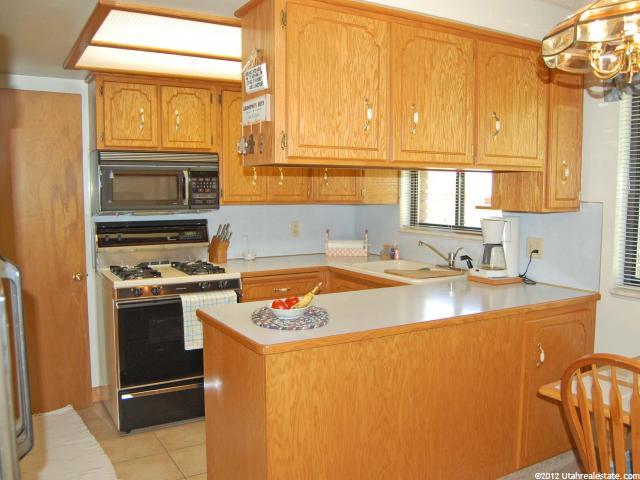 3878 S 2225 W, Roy, UT 84067 — photo 4