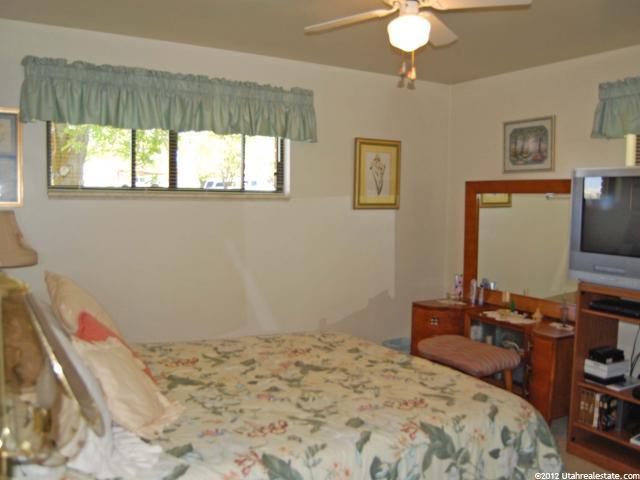 3878 S 2225 W, Roy, UT 84067 — photo 9