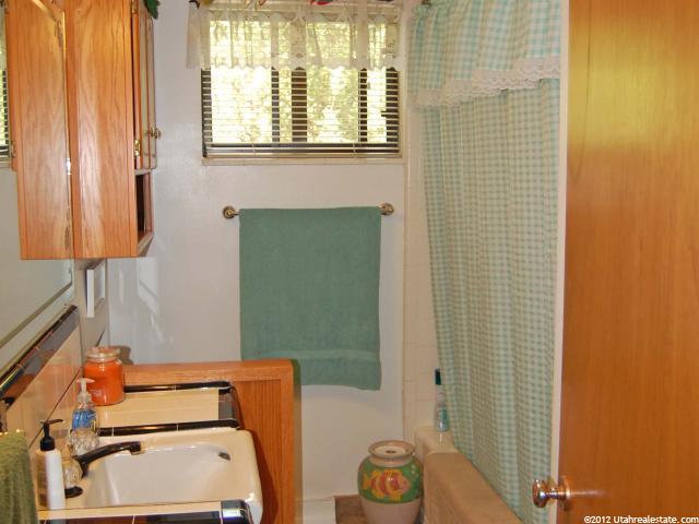 3878 S 2225 W, Roy, UT 84067 — photo 10