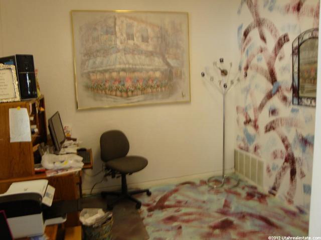 245 N Main St, Clearfield, UT 84015 — photo 5