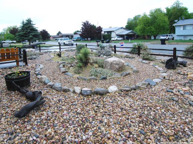 680 W 550 N, Clearfield, UT 84015 — photo 2