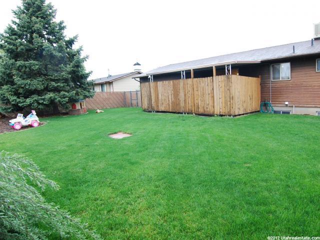 680 W 550 N, Clearfield, UT 84015 — photo 3