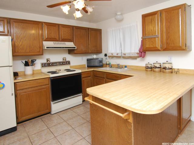680 W 550 N, Clearfield, UT 84015 — photo 4