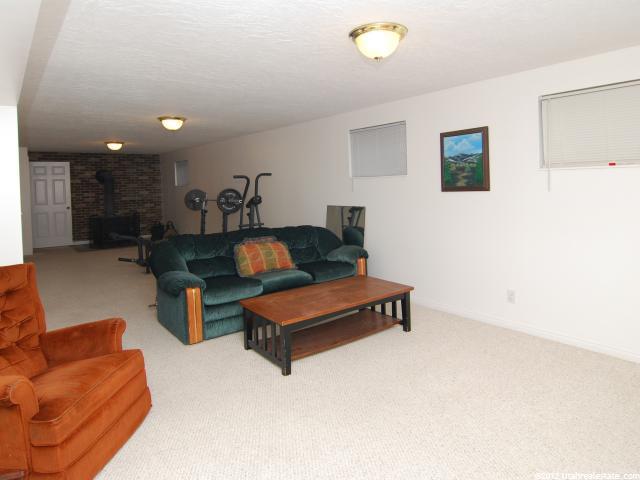 680 W 550 N, Clearfield, UT 84015 — photo 8