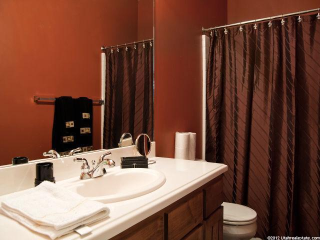 1777 N 25 E, Layton, UT 84041 — photo 12