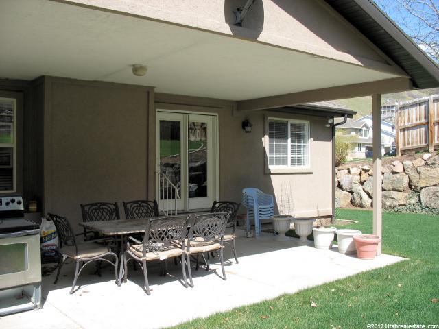 856 E Indian Springs Rd S, Bountiful, UT 84010 — photo 10
