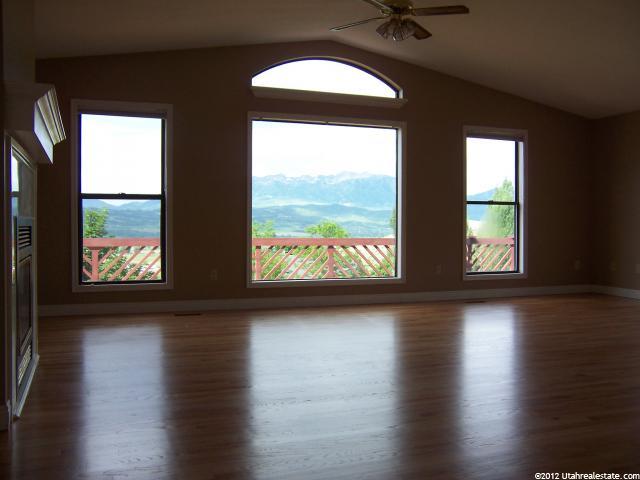 802 Maple Dr, Huntsville, UT 84317 — photo 3