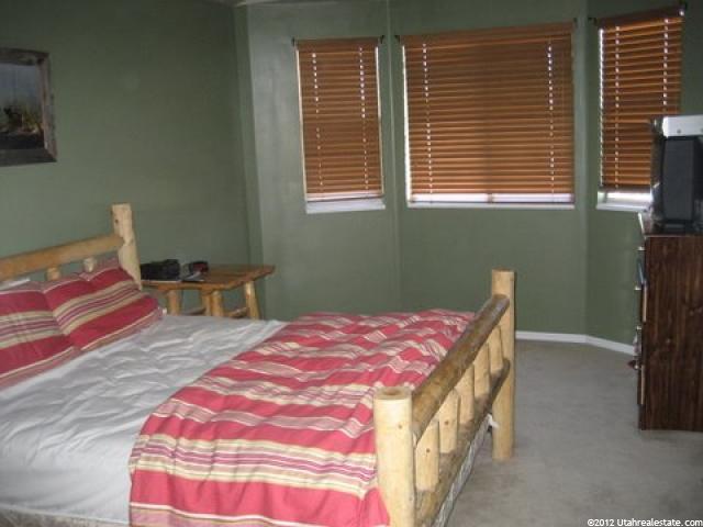 222 W 2050 S, Clearfield, UT 84015 — photo 5