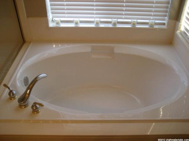 222 W 2050 S, Clearfield, UT 84015 — photo 6