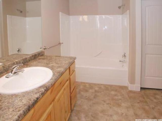 4008 S 635 E, South Ogden, UT 84403 — photo 9