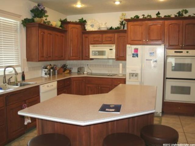 715 E 1000 S, Kaysville, UT 84037 — photo 7