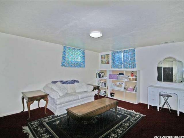 398 Lauralin Dr, Logan, UT 84321 — photo 8