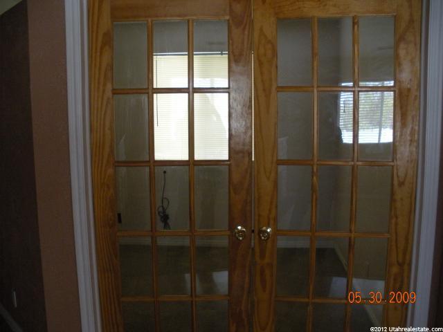 442 S Larkin Ln, Kaysville, UT 84037 — photo 3