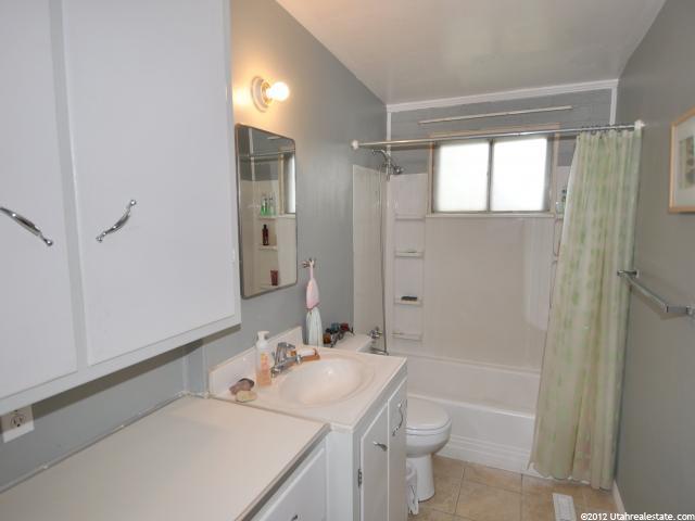 758 E Delphinium Way, Sandy, UT 84094 — photo 11