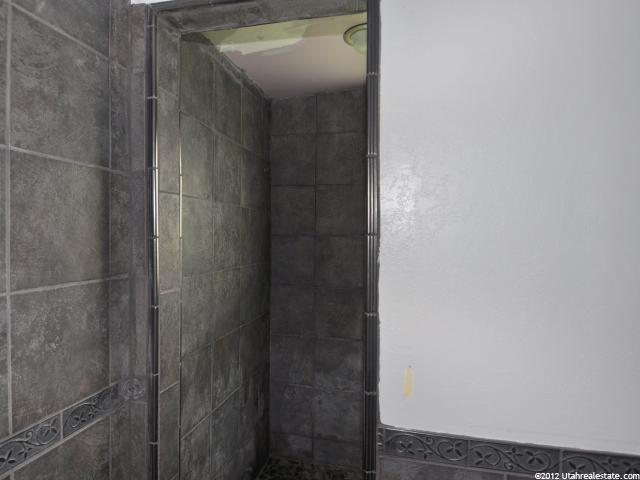 758 E Delphinium Way, Sandy, UT 84094 — photo 12