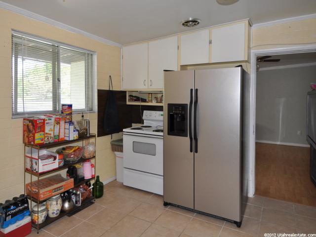 758 E Delphinium Way, Sandy, UT 84094 — photo 9