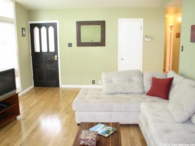 860 E Marjane Cir, Murray, UT 84107 — photo 2