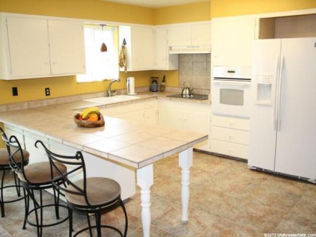 860 E Marjane Cir, Murray, UT 84107 — photo 7