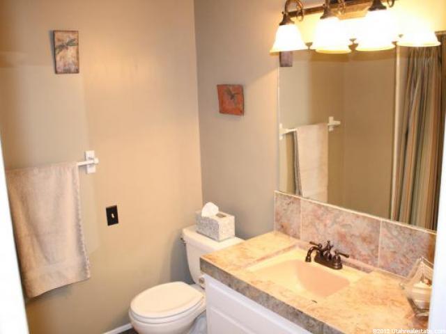 860 E Marjane Cir, Murray, UT 84107 — photo 8
