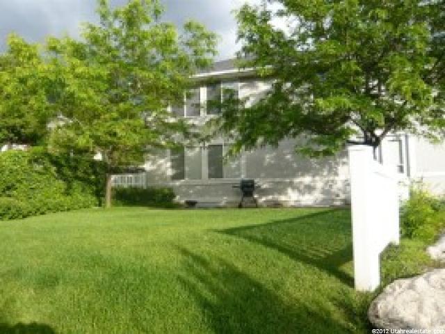 135 E Carrington Ln N, Centerville, UT 84014 — photo 8