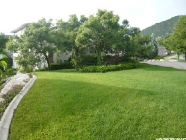 135 E Carrington Ln N, Centerville, UT 84014 — photo 9