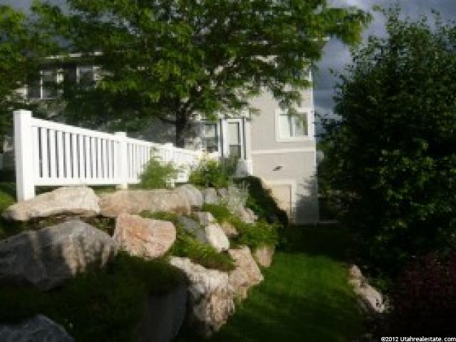 135 E Carrington Ln N, Centerville, UT 84014 — photo 10