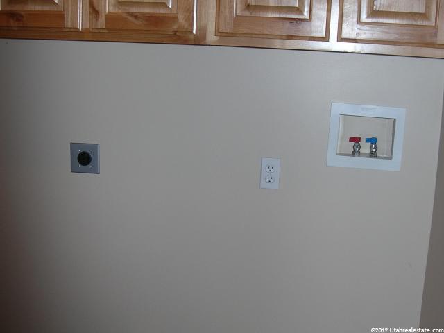 1311 W 1580 N, Clinton, UT 84015 — photo 6