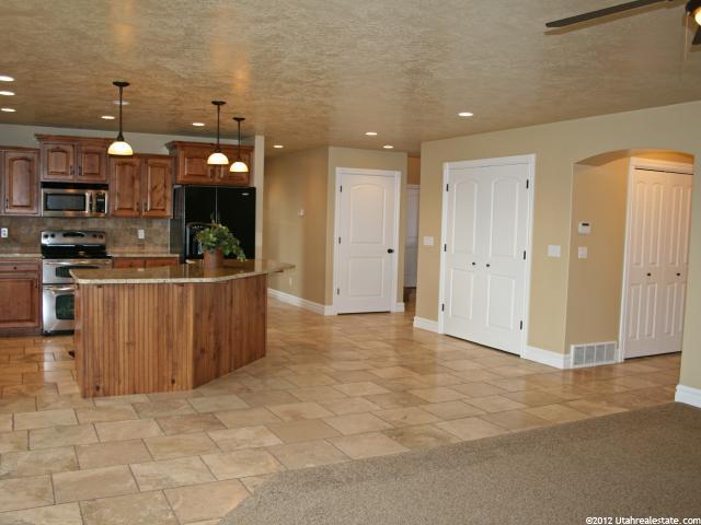 431 S 2075 W, Plain City, UT 84404 — photo 8