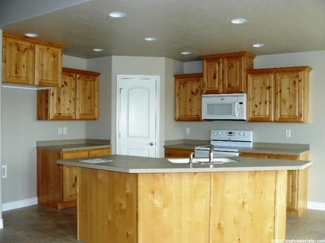 4555 W 5750 S, Hooper, UT 84315 — photo 8