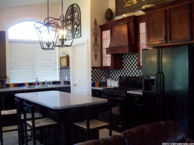 1340 W 1400 N, Farr West, UT 84404 — photo 5