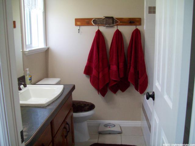 1340 W 1400 N, Farr West, UT 84404 — photo 9