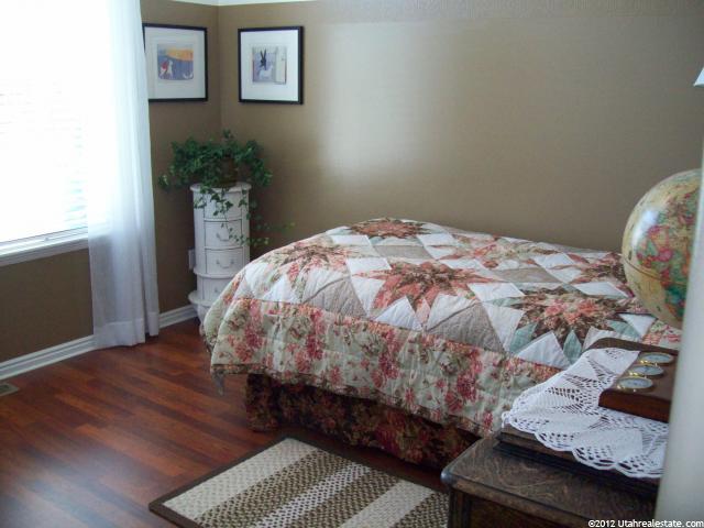1340 W 1400 N, Farr West, UT 84404 — photo 10