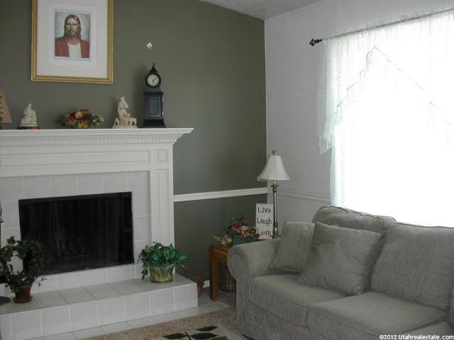 1563 E 2700 N, Layton, UT 84040 — photo 3