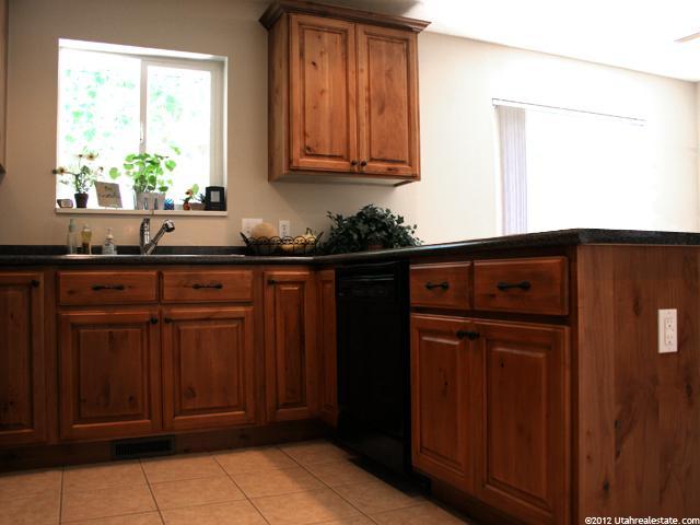 1120 N 600 E, Orem, UT 84097 — photo 8